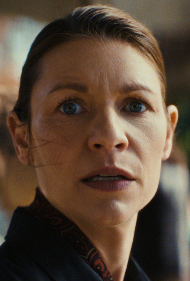 Claire Danes in 'The Beast in Me'